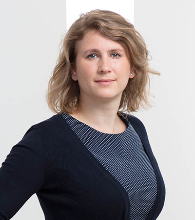 accelent Portrait von Teammitglied Kathrin Frömmer